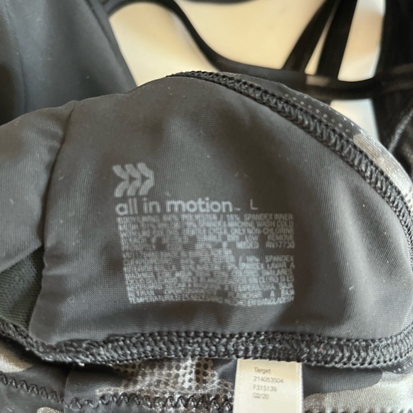 Women’s all in motion size large sports bra. Black and camo print! - Picture 2 of 2